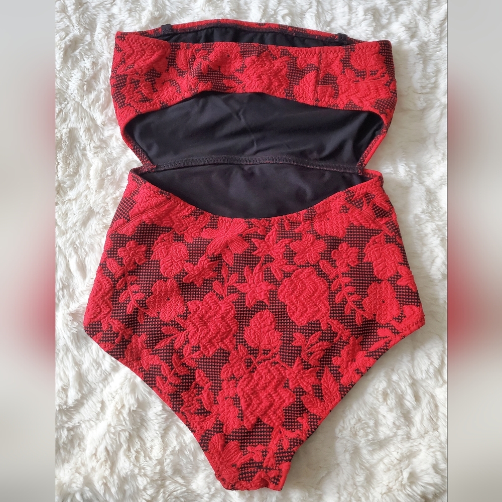 Malia Mills One Piece Red Black Swimsuit Size 8